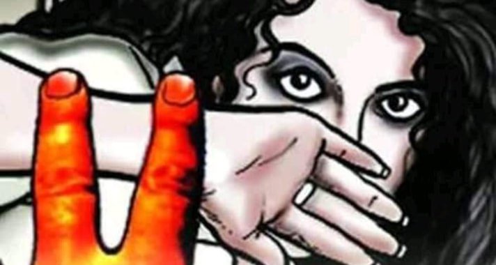 शर्म तुमको मगर नहीं आती