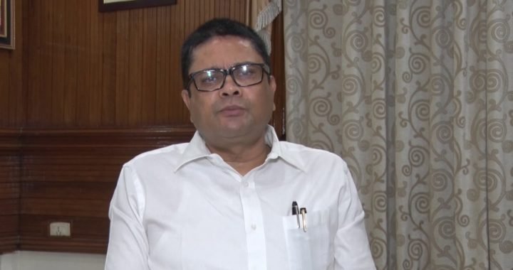 अस्पतालों में मरीजों को ओपीडी की भीड़ से मिलेगा छुटकारा, कतार प्रबंधन प्रणाली की हुई शुरुआत