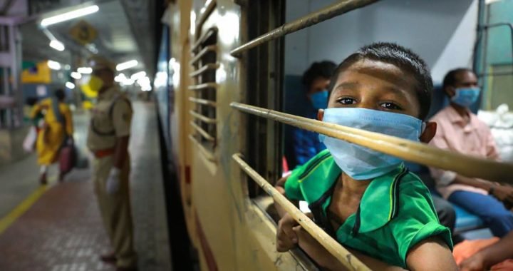 क्या लोकतांत्रिक व्यवस्था में भी गुलामी संभव है?