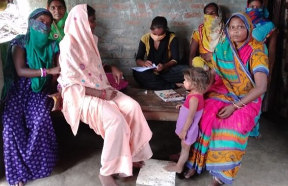अगर मनरेगा ही एकमात्र सहारा है तो इसे मजबूत करना होगा!