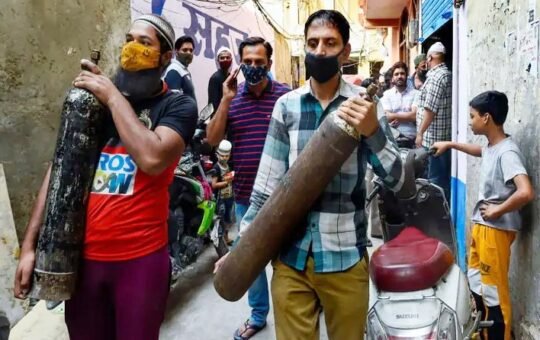 मायापुरी, दिल्ली में मिल रहा है  फ्री ऑक्सीजन